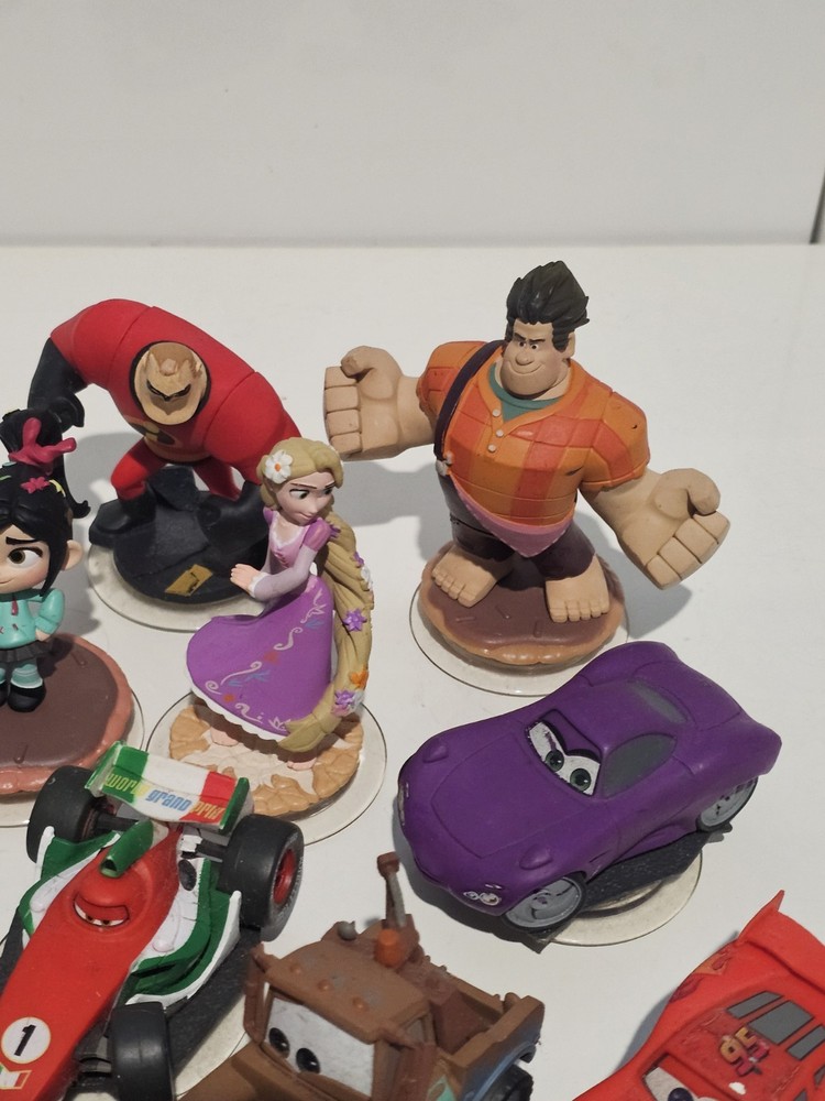 Disney Infinity Figure Bundle – Mixed Characters – Sold As Is / Untested