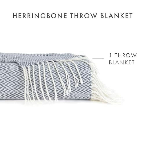 Beddings Elevate Your Comfort with Throw Blanket - Herringbone Dusk Blue