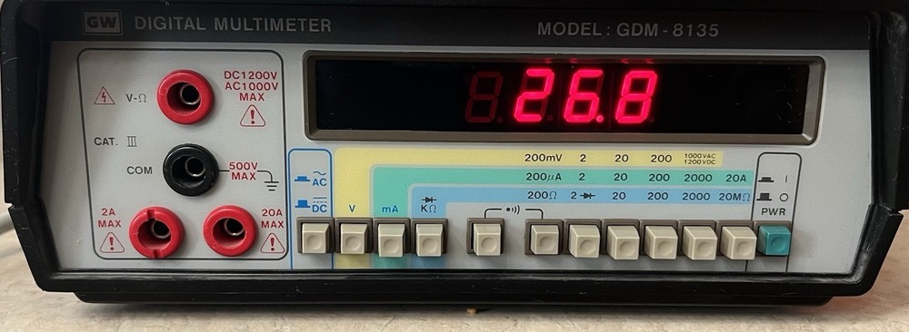 GW INSTEK Digital Bench Multimeter GDM-8135
