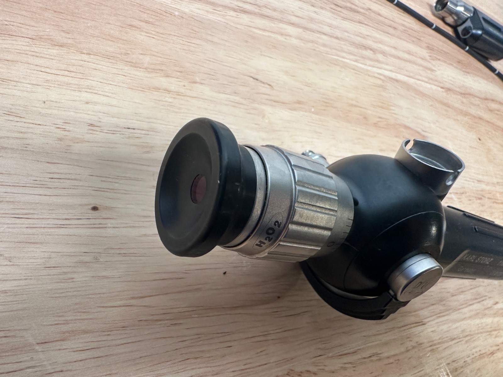 Karl Storz 11002 BD1 Broncho-Fiberscope W/ Karl Storz 11301 D4 LED Light Source