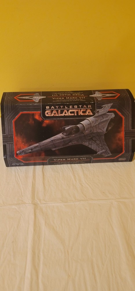 Battlestar Galactica Viper MK VII KAT pre built Mark 7 Moebius Models