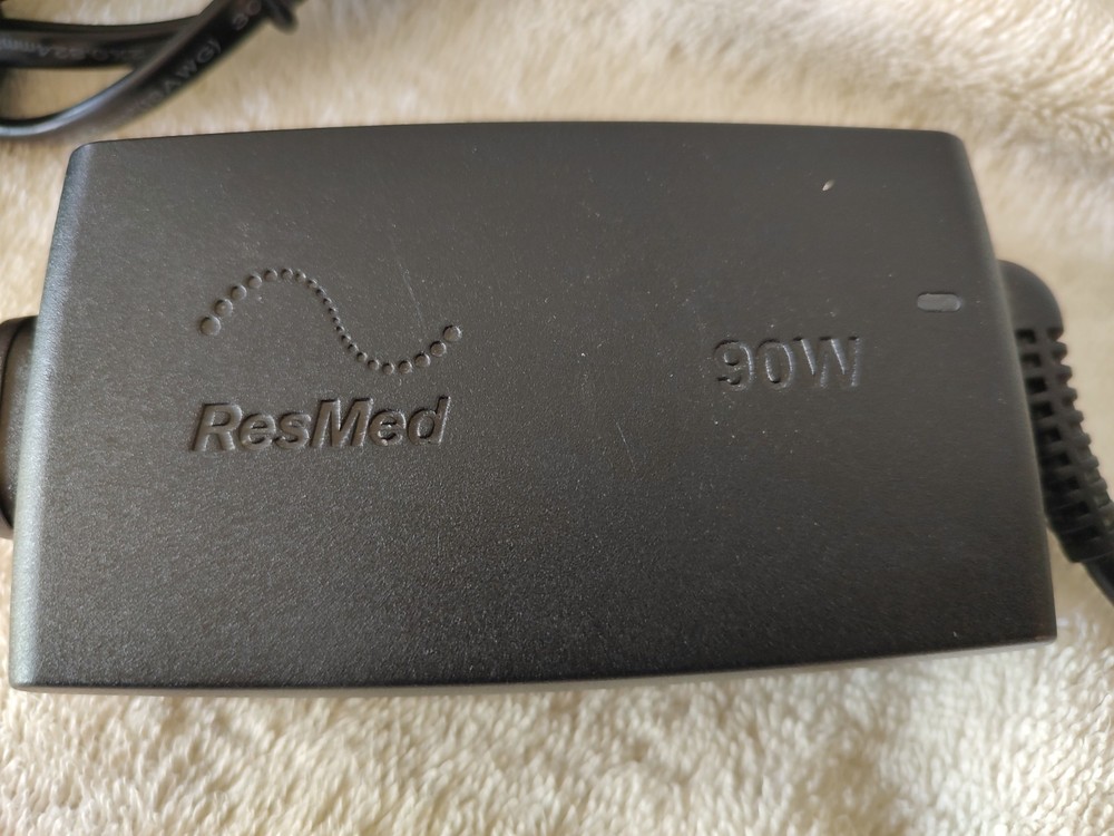 ResMed 90 W Ac Adapter IP22 37006