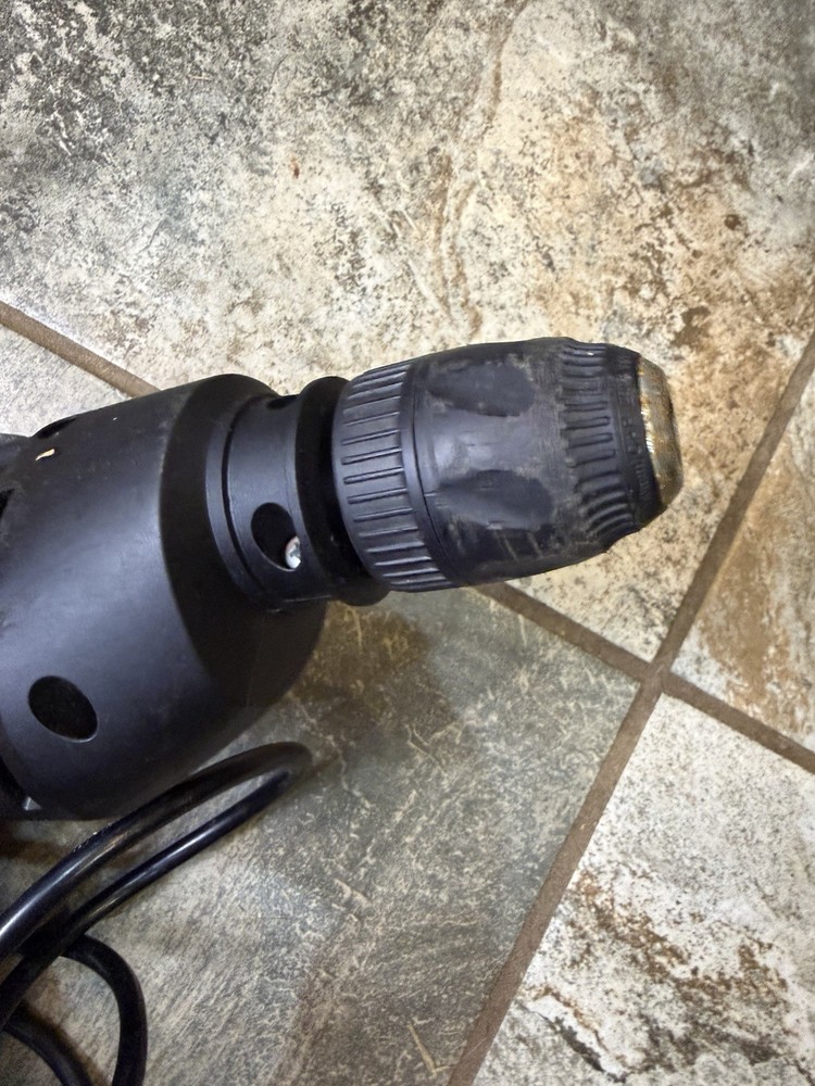 DRILL MASTER 3/8" VARIABLE SPEED REVERSIBLE CORDED DRILL 60614