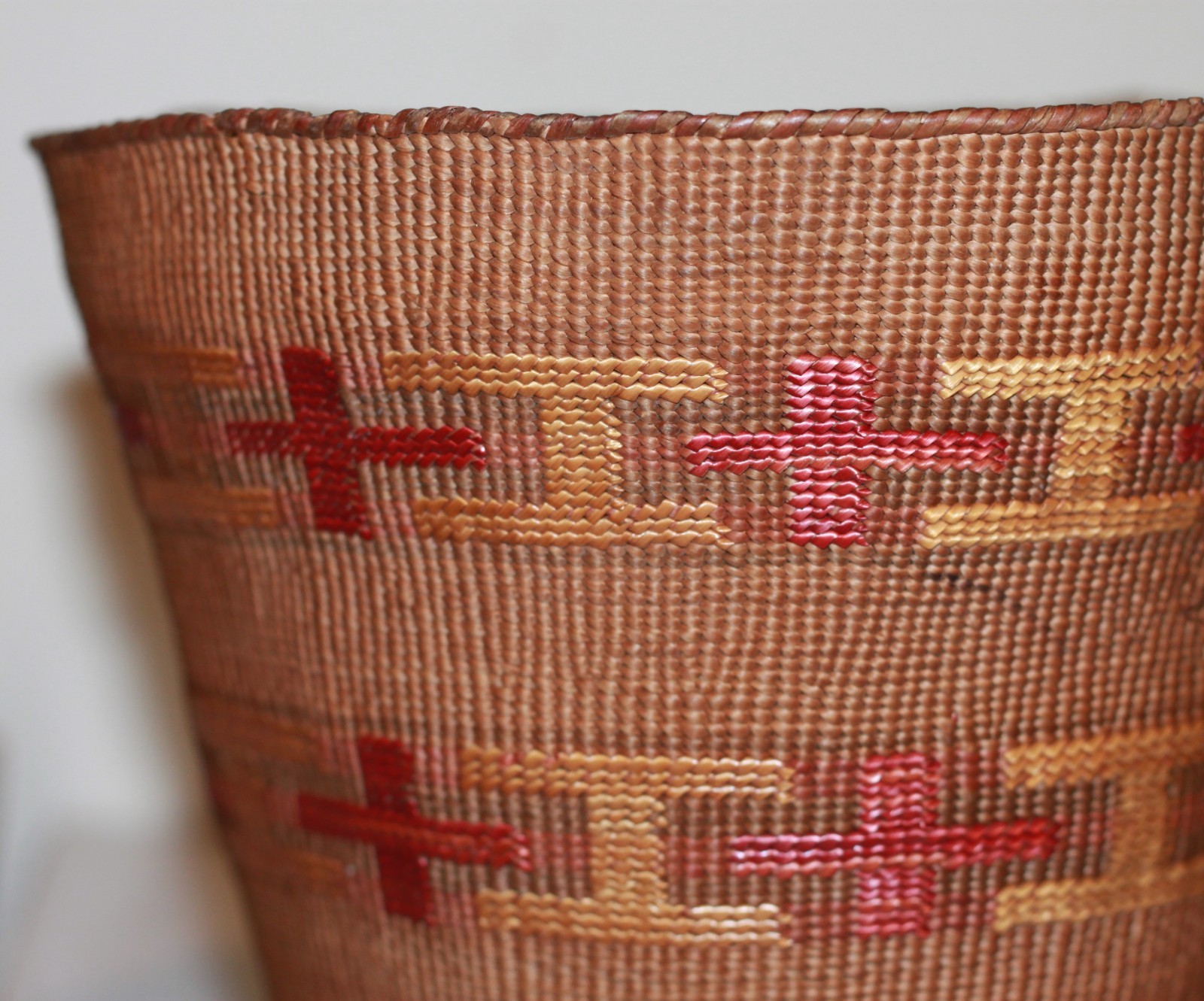 Antique Tlingit/Haida Twined Basket. Pos. Late 1800's-Early 1900's