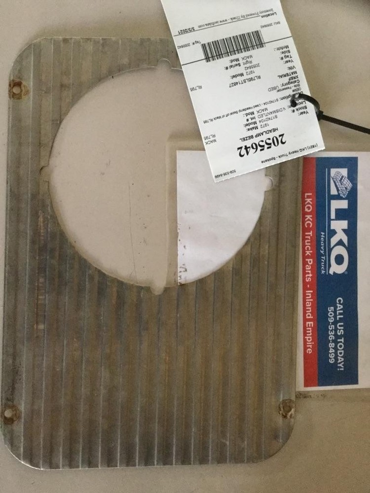 For 1972 MACK HEADLIGHT BEZEL Right ,  WA