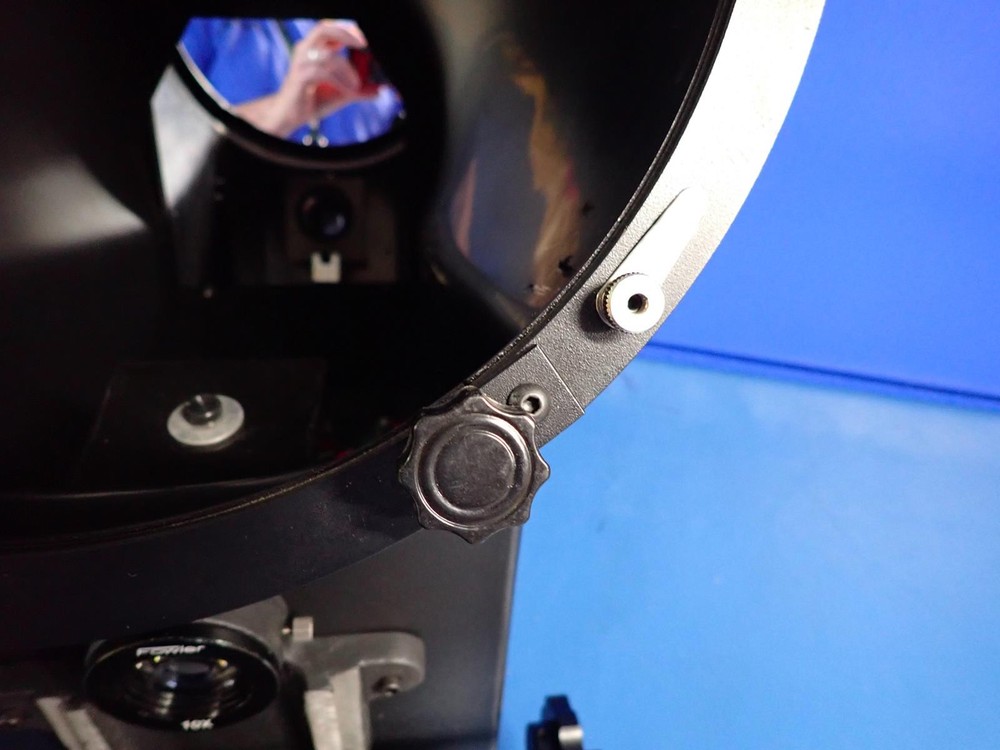 FOWLER 53-900-000 12" Basic Benchtop Optical Comparator w/ AC Power Cord