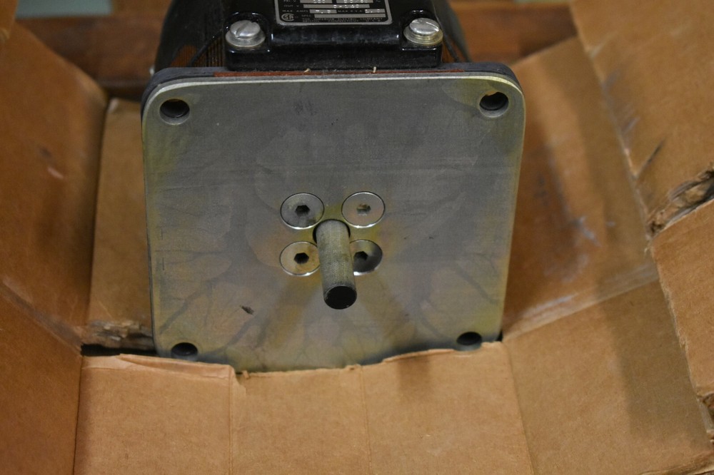 POWERSTAT VARIABLE TRANSFORMER MODEL Q116 0-140 V OUTPUT