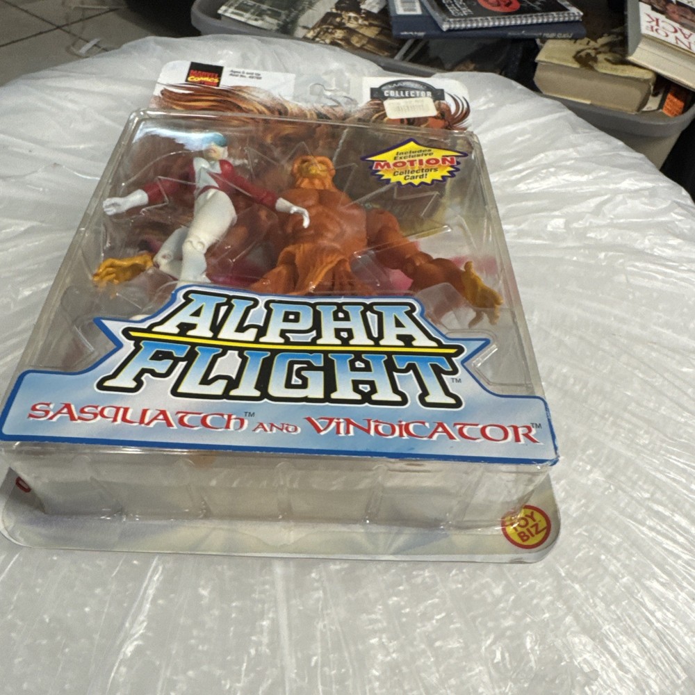 Marvel Collector Editions - Alpha Flight - Marvel Comics Sasquatch & Vindicator