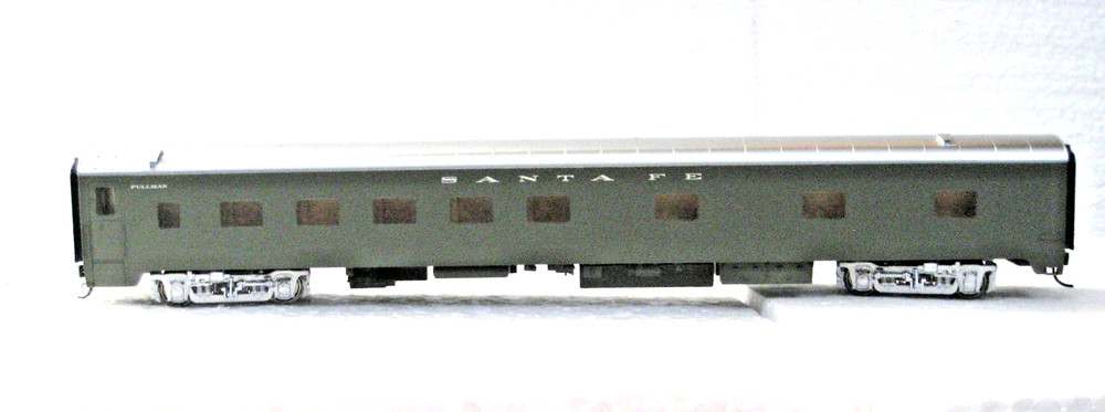 HO WALTHERS SANTA FE PULLMAN-STANDARD 10-6 SLEEPER  932-9382