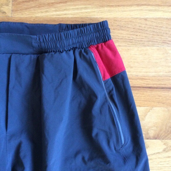 LULULEMON Switch Up Shorts Gray Red M