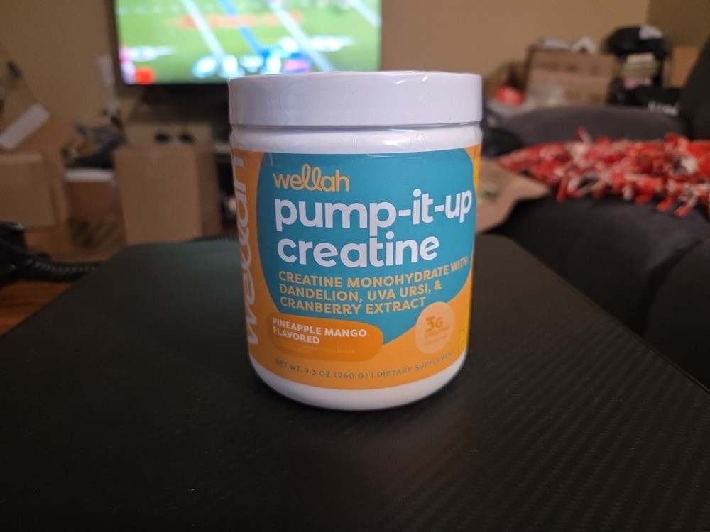 NEW & SEALED - Wellah Pump-It-Up Creatine Monohydrate - PINEAPPLE MANGO 9.3 oz.