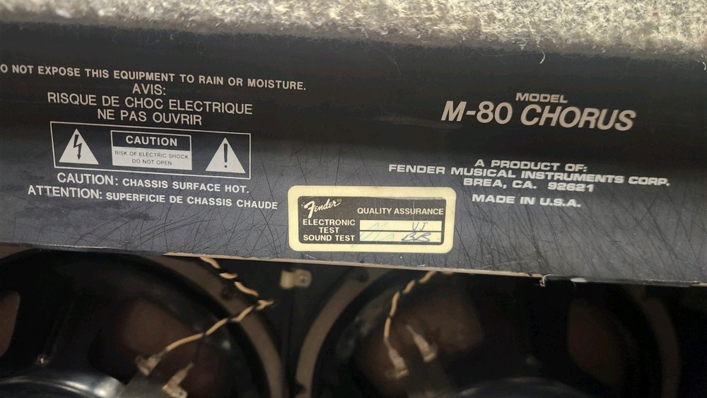 Fender M-80 Chorus Solid State Guitar Amplifier Combo Amp