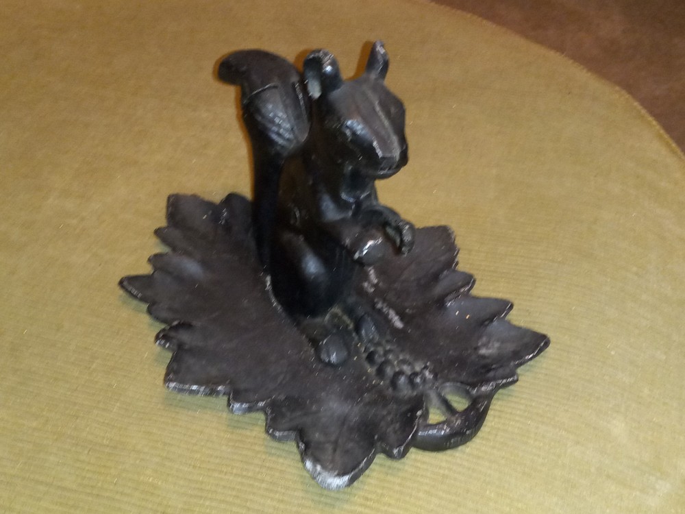 Black Squirrel Mechanical Vintage Nutcracker Holiday Nuts Home Decor