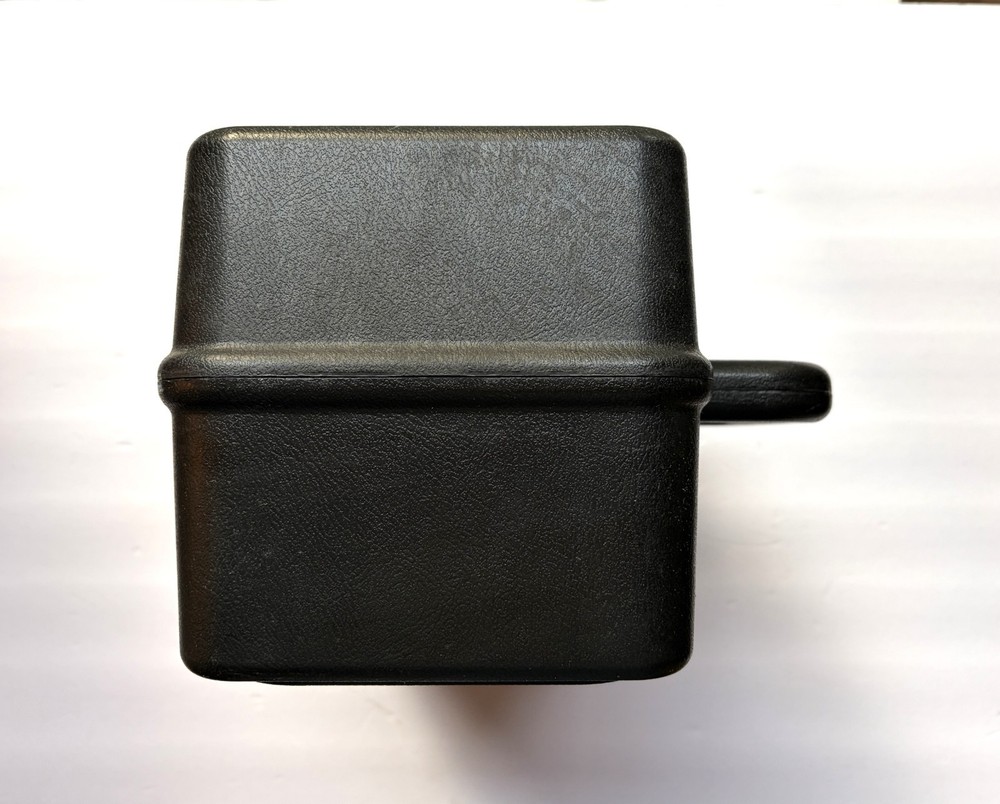 VINTAGE SHOT GUN AMMO BOX - CASE GUARD