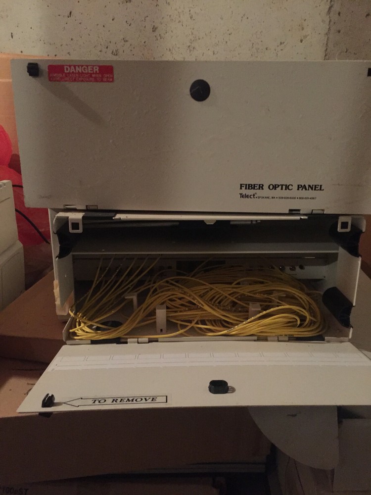 Telect Fiber Optic Patch Panel cabinet - 19" Rack Mountable