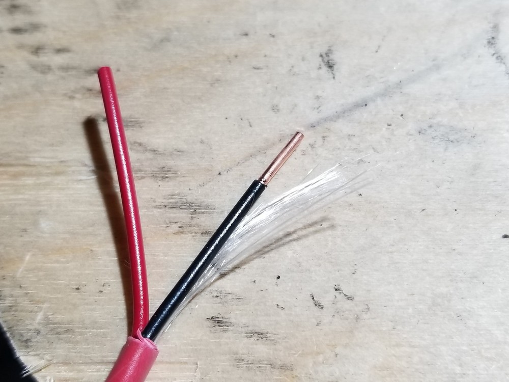 Advanced Digital Cable 81602 16/2C Solid Riser UnShielded Fire Alarm Wire/100ft