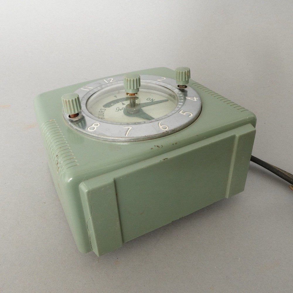 Vintage Intermatic Clock Timer Model A-401 Electric Clock Appliance Timer TESTED