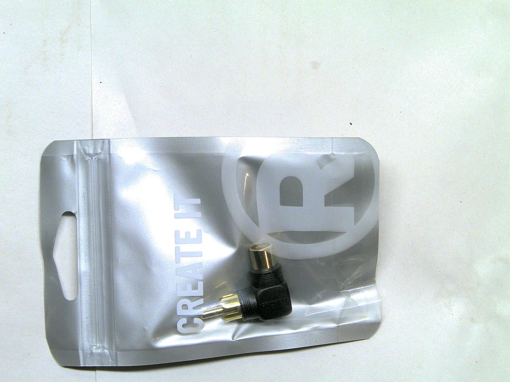 RadioShack RCA Right-angle Adapter 2740915