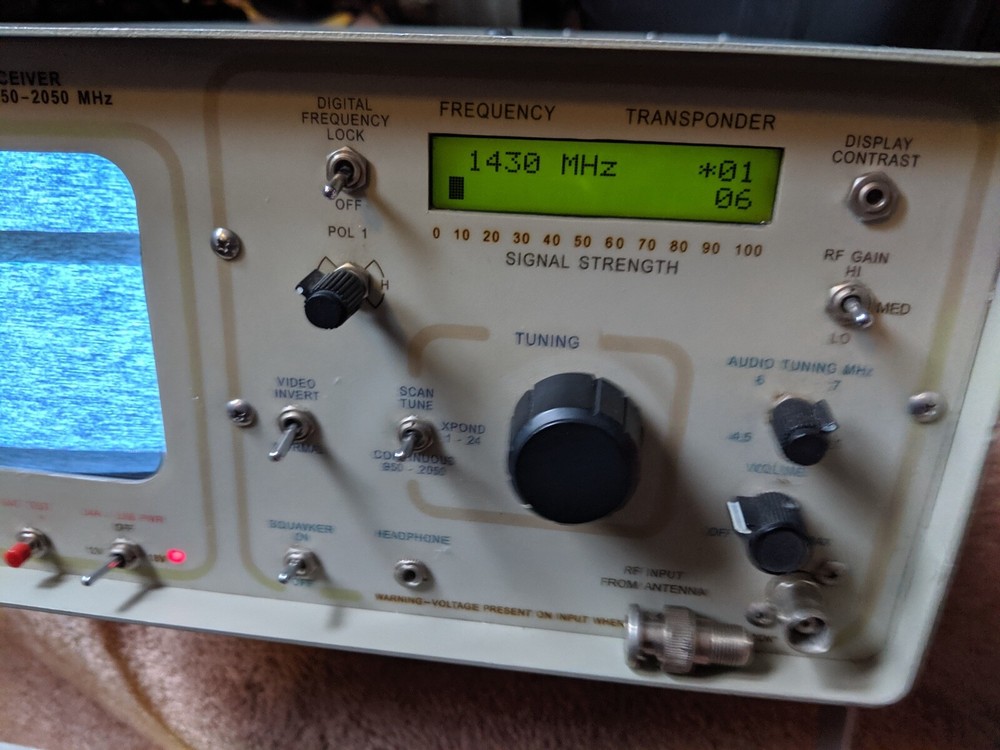 Avcom PTR 25D Portable Test Receiver