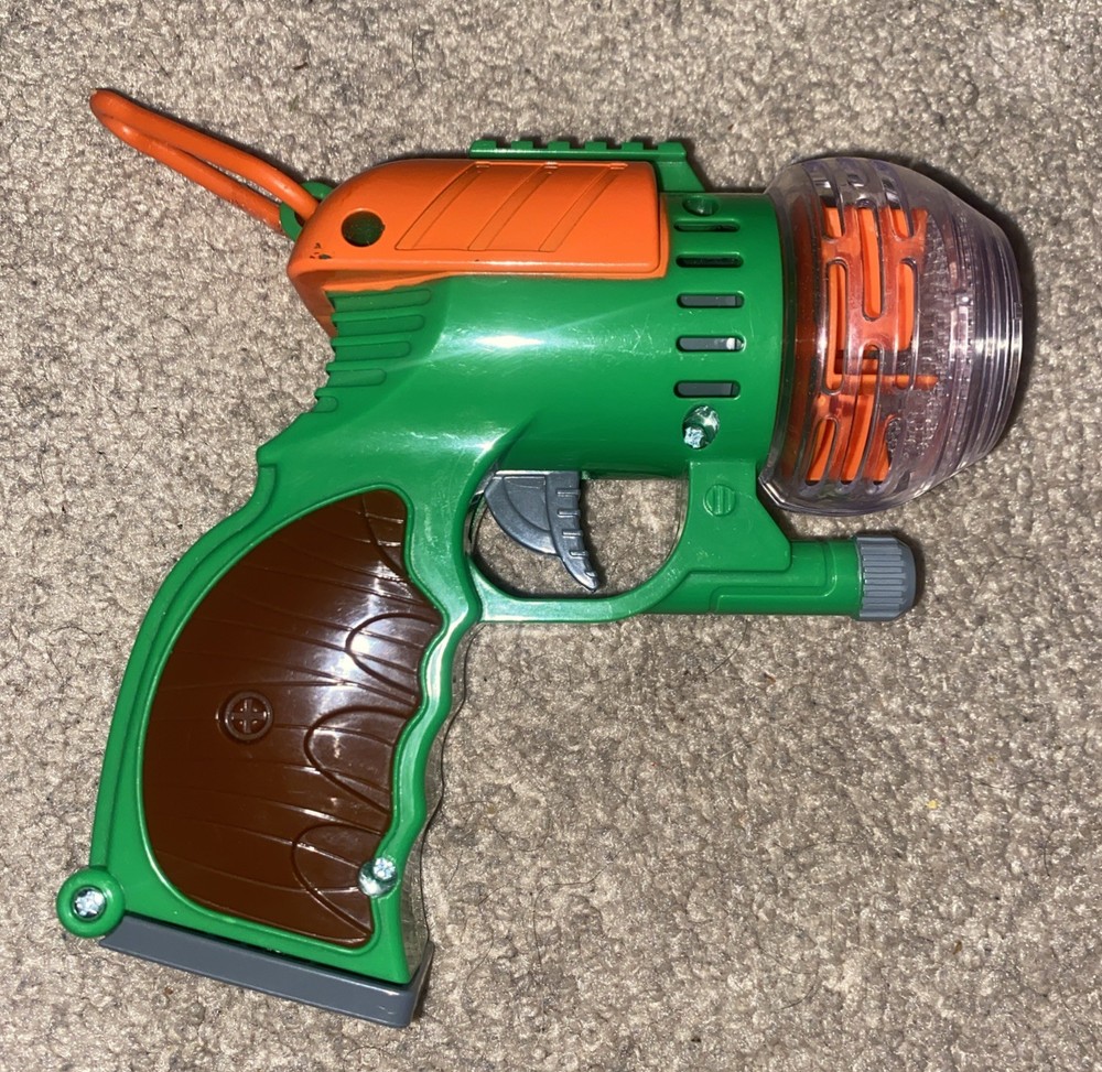 Nature Bound Bug Catcher Toy Eco-Friendly Bug Vacuum- Preowned