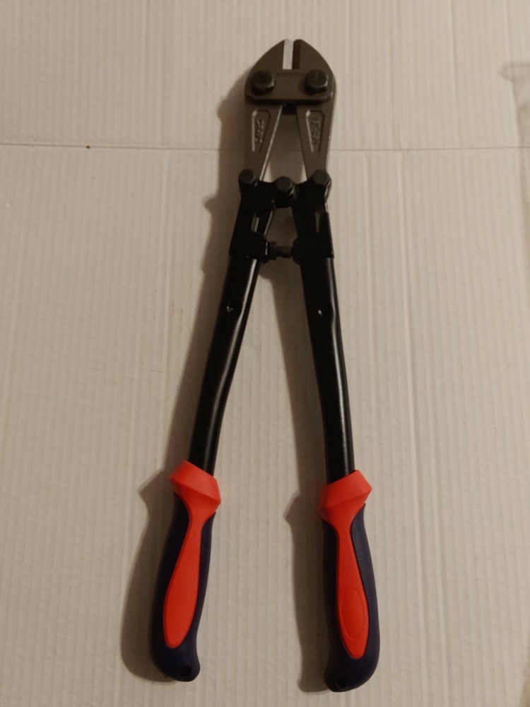 WORKPRO 18-inch Bolt Cutter (model 18-450) with original box