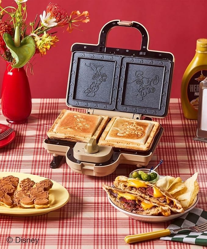 BRUNO Disney Mickey Hot Sandwich Maker Double Electric Toaster 100V BOE136-BE JP