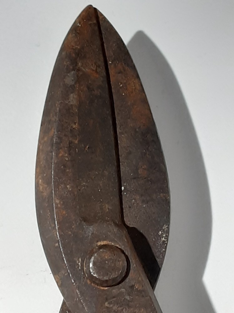 VINTAGE COMPTON TIN SNIPS 9"