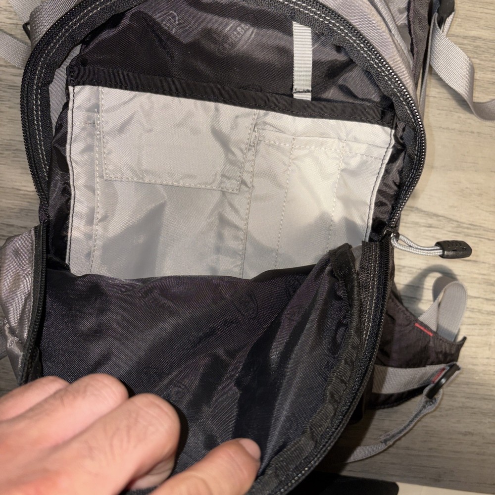 CamelBak Cloud Walker Hydration Pack Backpack Black Gray NO Bladder