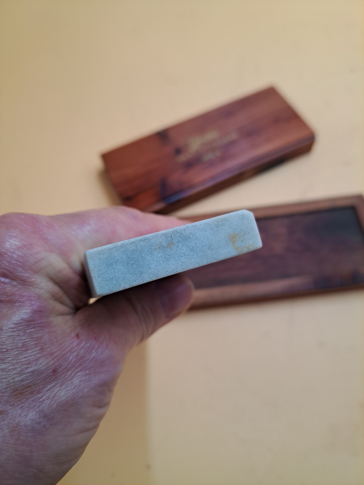 Vintage Smith’s HTC-6 Hard Arkansas Knife Sharpening Stone Cedar Wooden Box VGC
