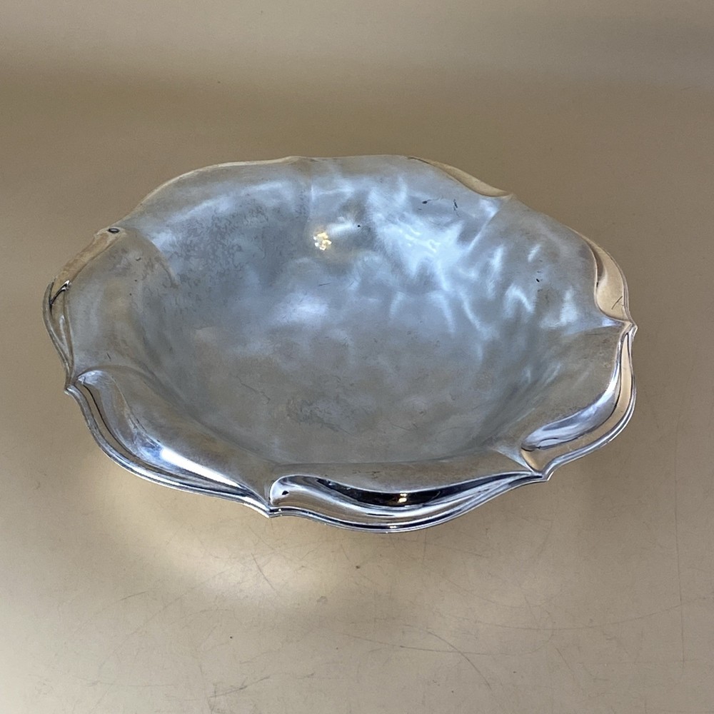 WMF Ikora Footed Round Bowl/ Dish Silver plated Tarnish resistant/ Md In Germany