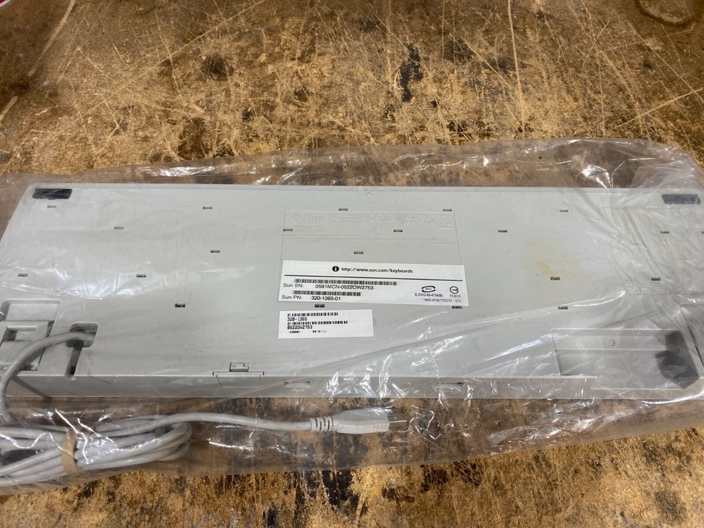 SUN UK Keyboard 320-1365 Type 7