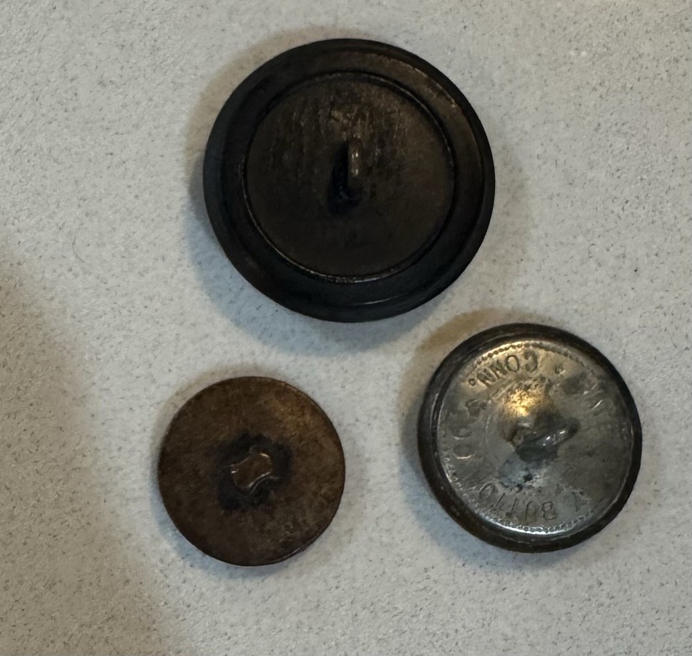 Vintage Red Cross Coat Buttons+