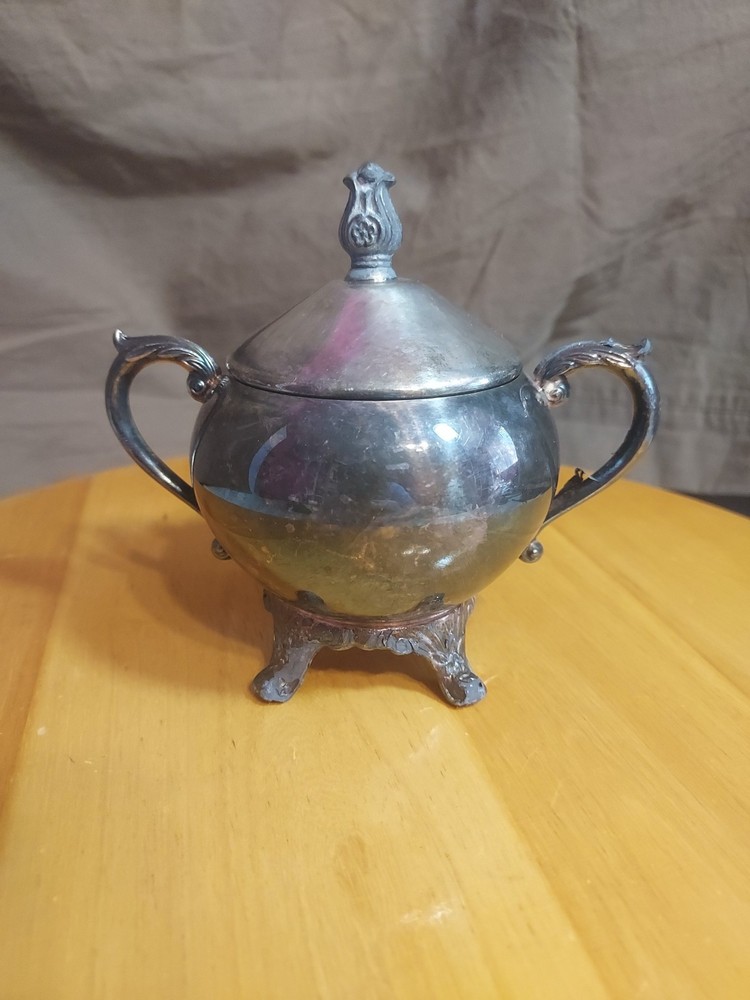 Vtg WM. Rogers Silverplate Footed Sugar Bowl With Lid 1224
