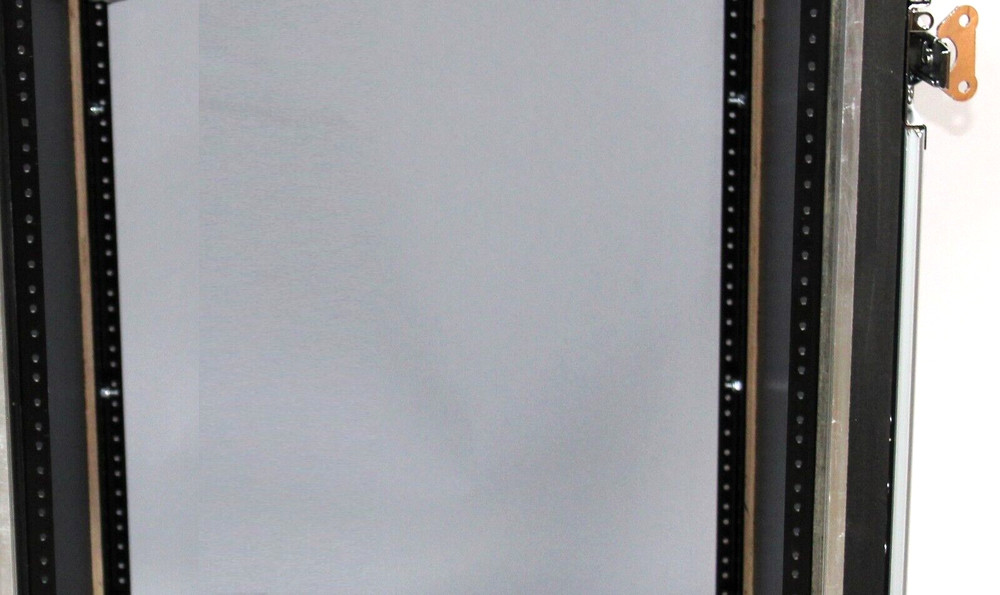 LASE Pro 16 Space ATA SHOCK MOUNT Style Amp Rack Flight Case (28" Deep)