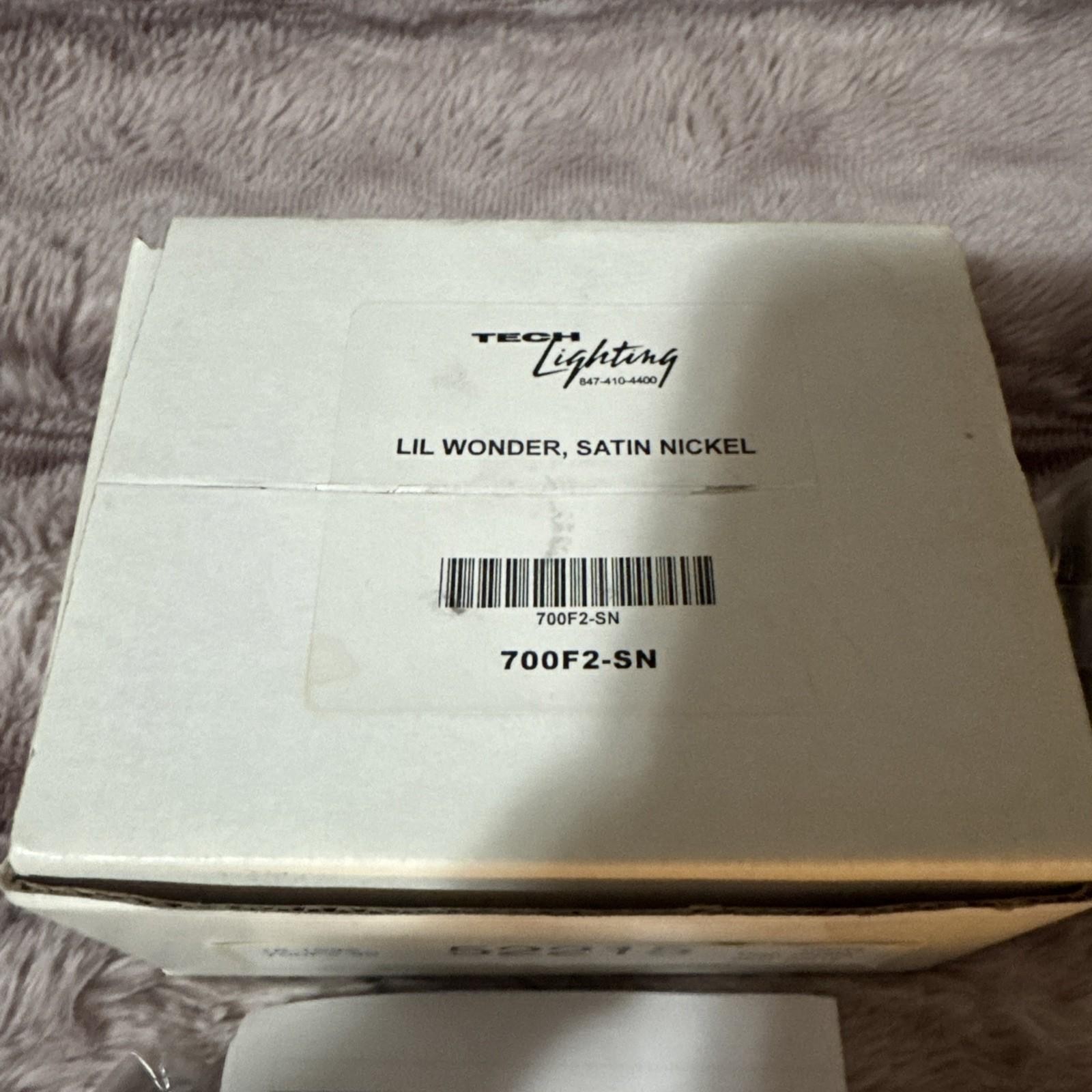 TECH LIGHTING 4" LIL WONDER 700F2 ?? PORTABLE DISPLAY ART EXHIBIT SPOT LIGHT NEW