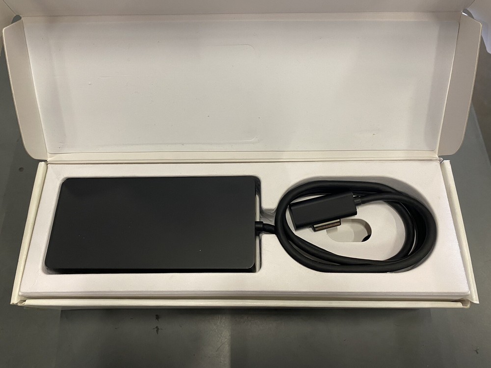 Microsoft Surface Dock 4 Ports