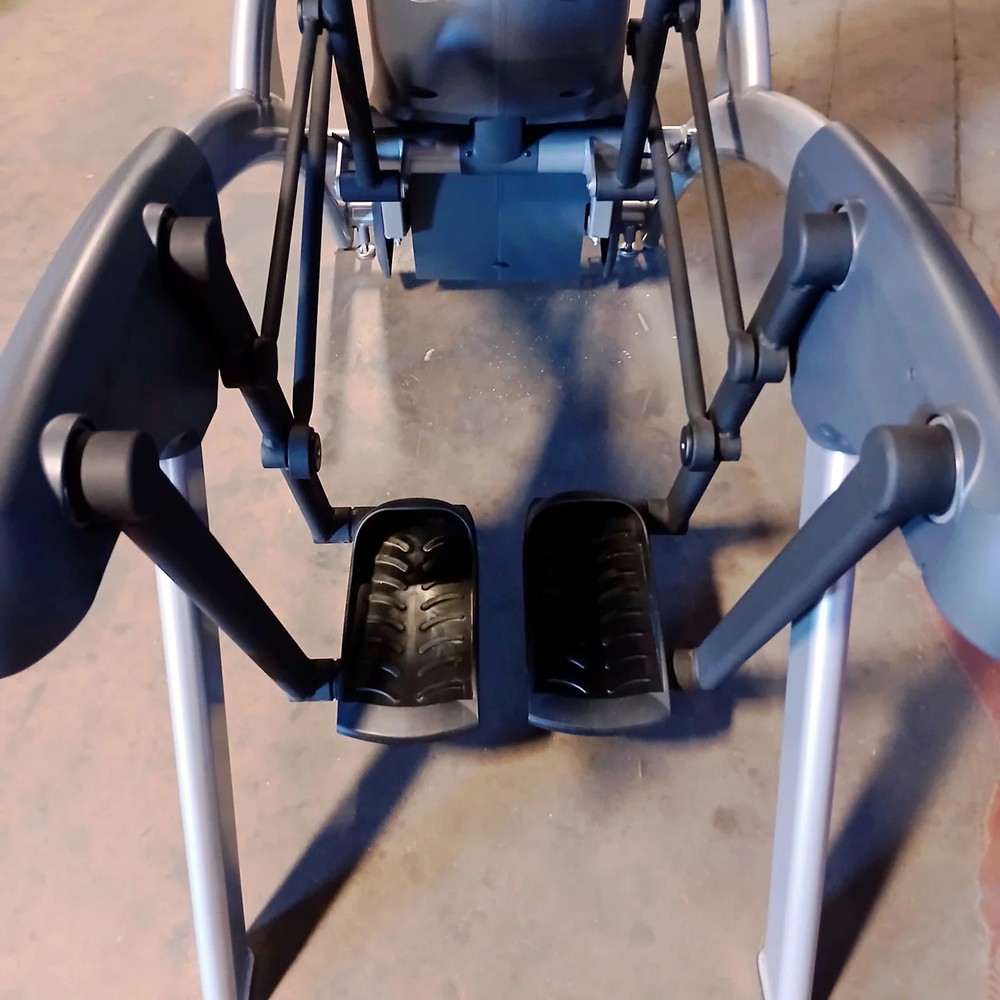 Cybex 626AT Total Body Arc Trainer LED Console