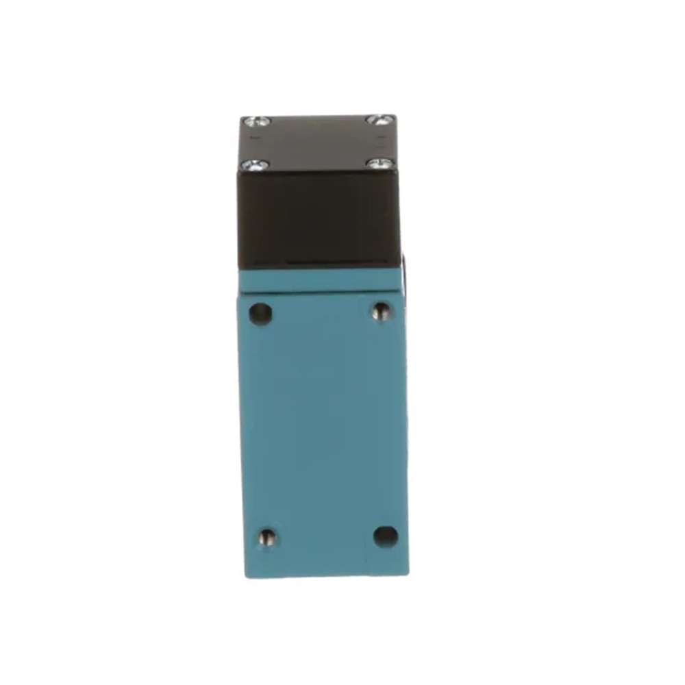 New In Box Honeywell Micro Switch LSA1A Heavy Duty Limit Switch