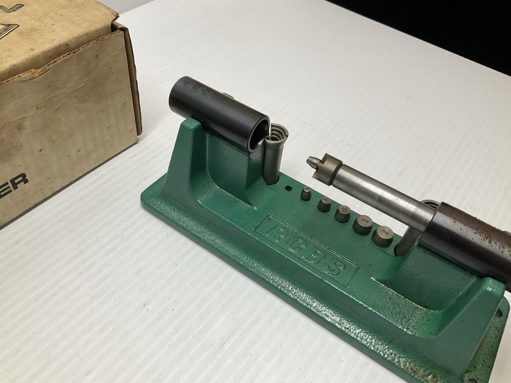 RCBS Rotary Case Trimmer With 6 Pilots & 2 Collets Plus Extras