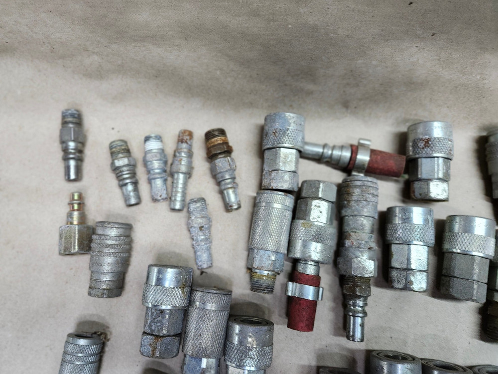 AIR TOOL FITTING ASSORTMENT