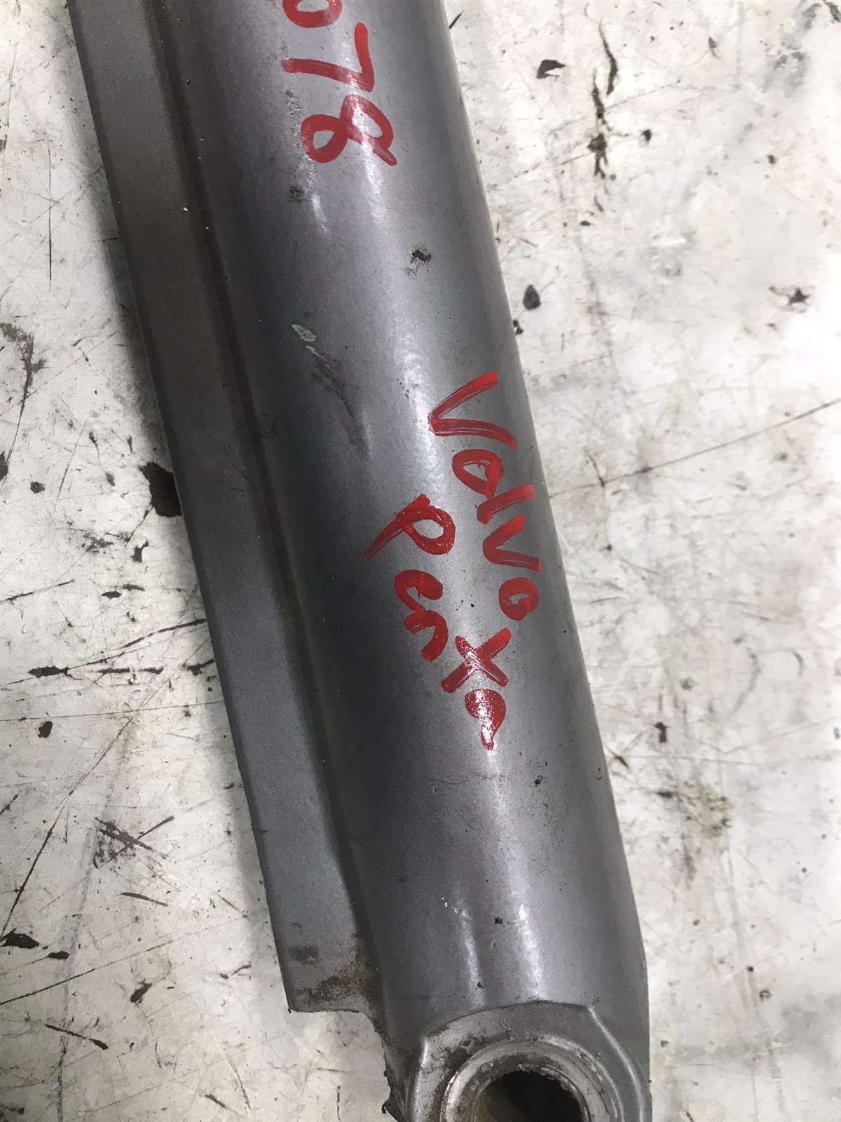 Volvo Penta SX SX-M DP-SM out drive outdrive trim tilt lift hydraulic cylinder