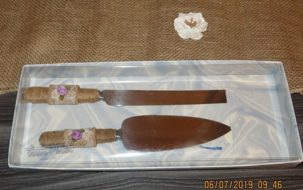 Rustic Decorated Stainless Steel Cake Set (Knife & Server)
