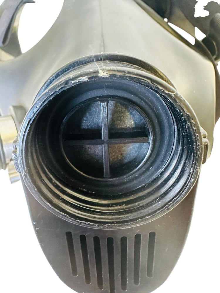 Black Gas Mask With Used Filter Pre-owned
