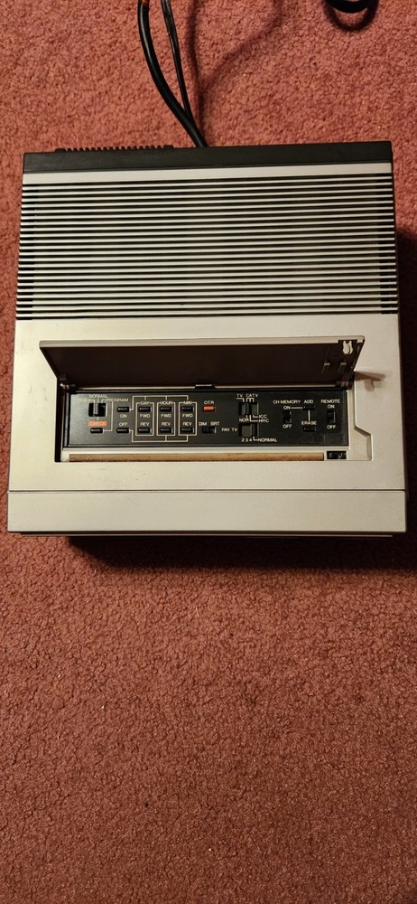 1983 Panasonic Programmable Tuner/Timer. Untested