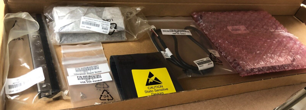 INTEL E53336-002 / INTEL SR2600UR SATAR ACCESSORY KIT / BRAND NEW