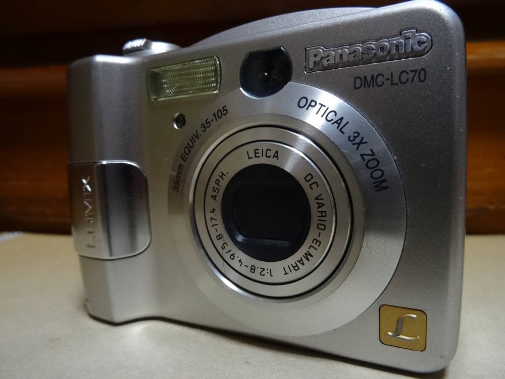 Panasonic / Compact Digital Camera / High-End el / LUMIX / DMC-LC70 / Dry-Cell