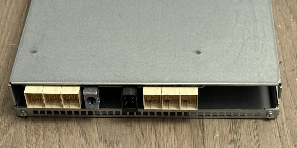 NetApp IOM12 SAS 12Gbps Storage Controller 111-02850+C4 NICE!