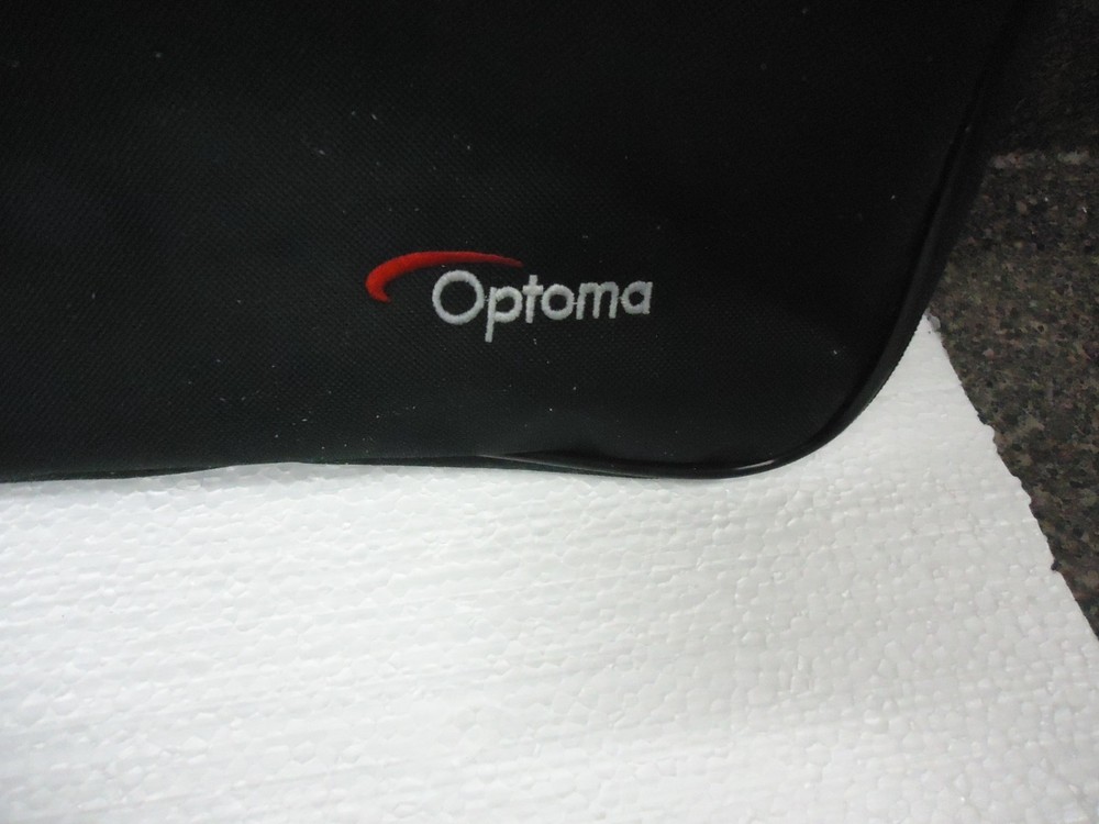 Optoma Projector Model TX779P-3D w/Remote/Guide/Case & Ceiling Mount! F/S!