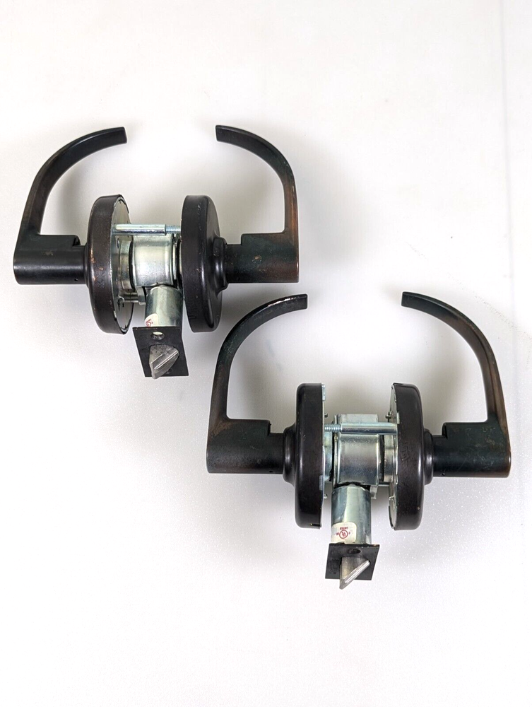 LOT 2 CORBIN RUSSWIN LEVER HANDLE NON-LOCKING ENTRY