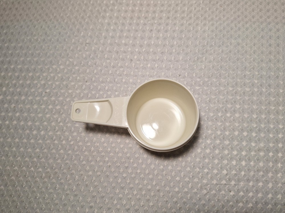 Tupperware Measuring 2/3 Cup Replacement White #763 Kitchen Gadget